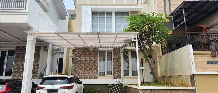 Full Furnished Rumah Mewah Bukit Wahid Manyaran  1