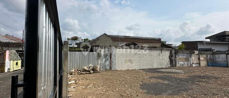 Tanah 246M2 Strategis Tengah Kota Jl Kenconowungu 1