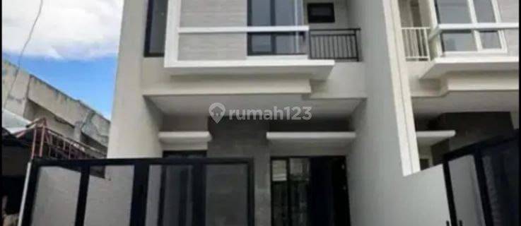 Rumah Baru 2 Lantai Siap Huni Di Kutisari Indah Utara Surabaya
 1