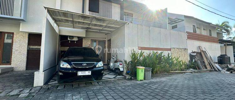 Dijual Rumah Semi Villa di Puri Gading Jimbaran, Bali 1