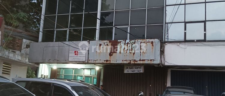 For Rent: 4-Story Shop House or Each Floor Suitable for Office, Bank in Tebet Saharjo 1