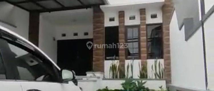 Rumah 2 Lantai Di Cikidang Lembang 1