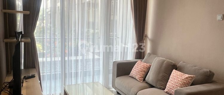 Disewakan Apartemen Landmark 2 Bedroom 1