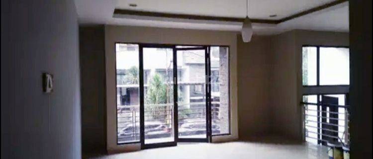 Disewakan Rumah Sudirman Town House Siap Huni 1