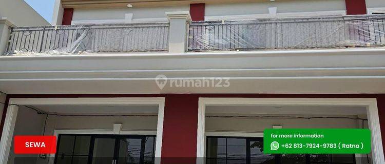 Ruko 3 lantai lokasi strategis Villa Puncak Tidar 1