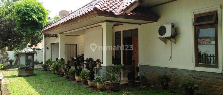 DIJUAL RUMAH TUA LAYAK HUNI (Semi furnished) DI JL.BATU MERAH PEJATEN TIMUR JAKARTA SELATAN  1