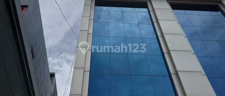 10. For Rent: Kebon Jeruk Shop House, West Jakarta 1