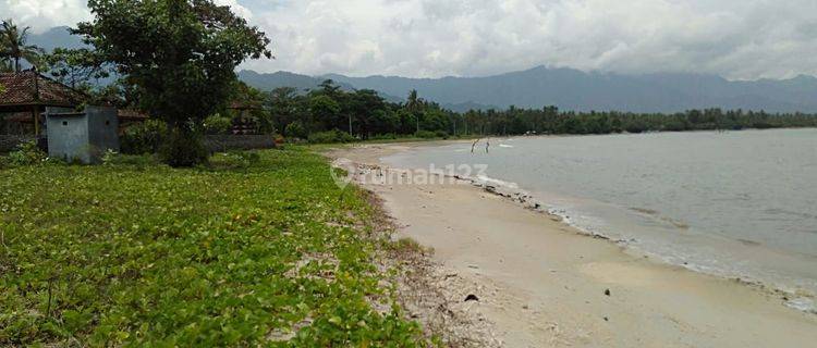 Tanah loss pantai di pantai nusantara celukan bawang di lepas cepat  1