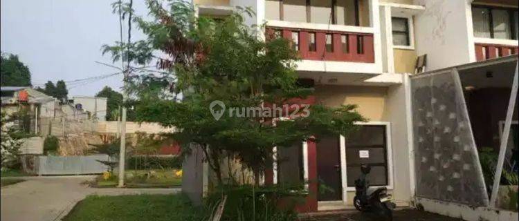 Dijual rumah 2lt Hook luas 100 meter, dekat rs hermina serpong 1