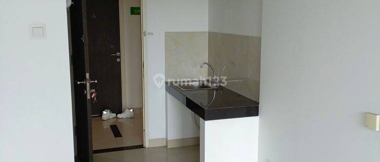 Apartemen Serpong Garden Studio Dekat Tol & Stasiun Cisauk 1