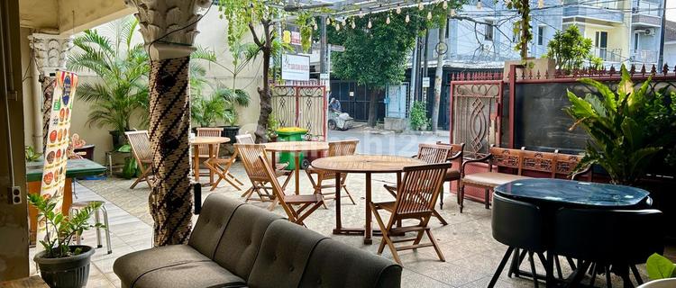 Dijual Rumah Cocok untuk Usaha di Tomang Jakarta Barat 1