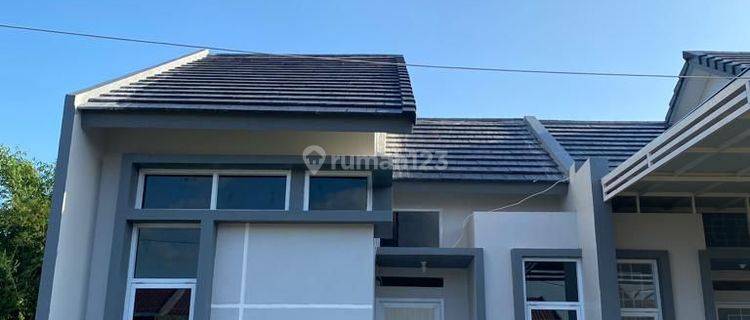 Rumah 1 Lantai Dekat Dari Kompleks Btp 1