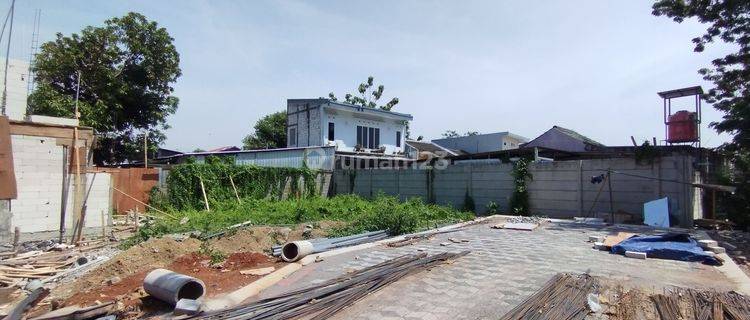 Rumah Cluster Lingkungan Jadi One Gate Ada Pos Satpam Anti Banjir 1