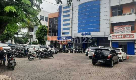 Twin Shophouse Price Slashed 1