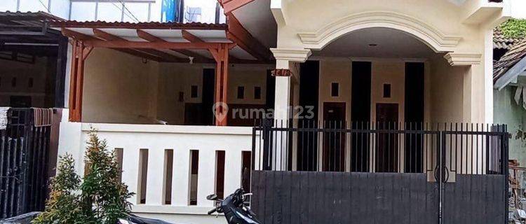 Rumah Sudah Renovasi 2 Lantai Di Taman Harapan Baru  1