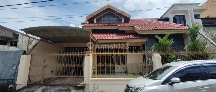 Di jual rumah 2 lantai siap huni dalam kota Makassar 1