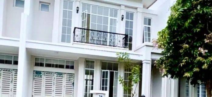 Di jual rumah siap huni Summarecon  1