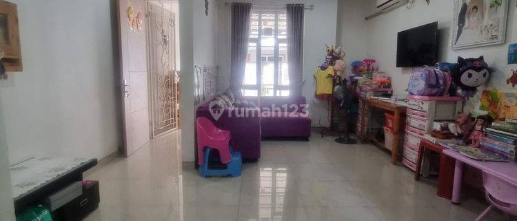 Rumah Full Granit 2 Lantai SHM di Poris Indah , Tangerang 1