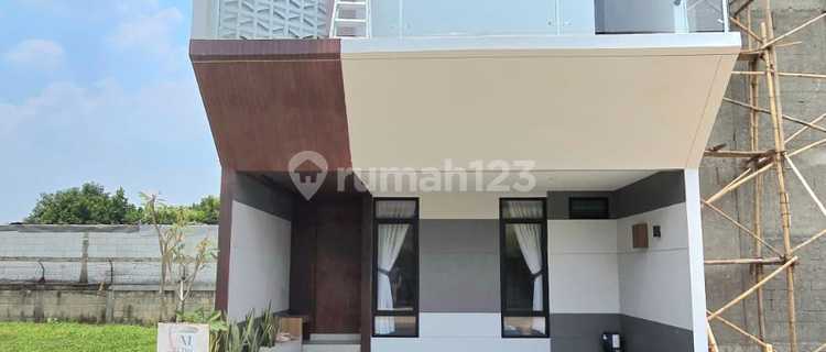 Rumah 2 Lt Dalam Cluster Full Furnish Baru Strategis, Pondok Cabe 1