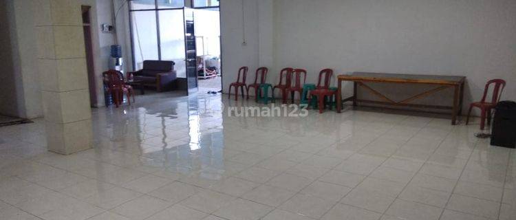 Dijual Rumah Strategis di Pusat Pertokoan Jalan Raya Soreang 1