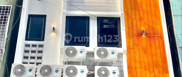 Dijual Bu Kost Strategis Tepat di Depan Stasiun MRT Jakarta Barat 1