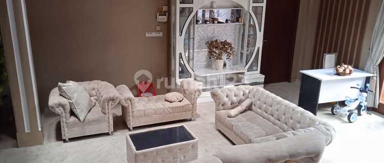 Dijual Rumah Mewah 3 Lantai (ada fasilitas kolam renang) di Jalan Rusa, Kedaton, Bandar Lampung 1