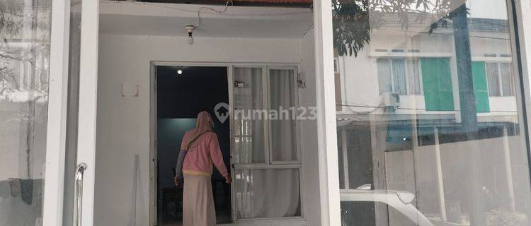 Disewa jual Rumah 1,5 Lantai Sudah Renov di Fluora Talaga Bestari 1