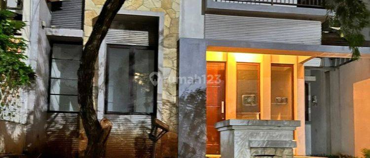 Disewakan Rumah 2 Lantai Di Perumahan Legenda Wisata Cibubur 1