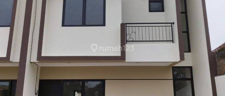 Rumah 2 Lantai Siap Huni 3kt 3km Di Pondok Benda Pamulang Tangsel