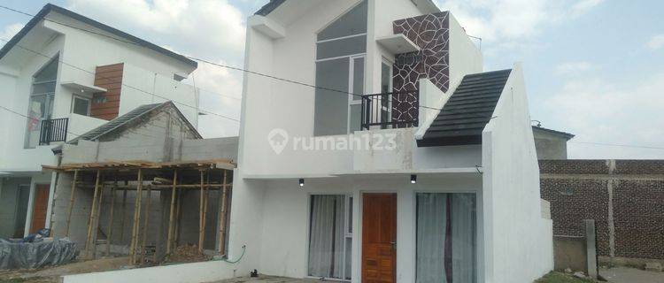 Rumah 2Lantai dan menzanin nol dp di soreang Bandung 1