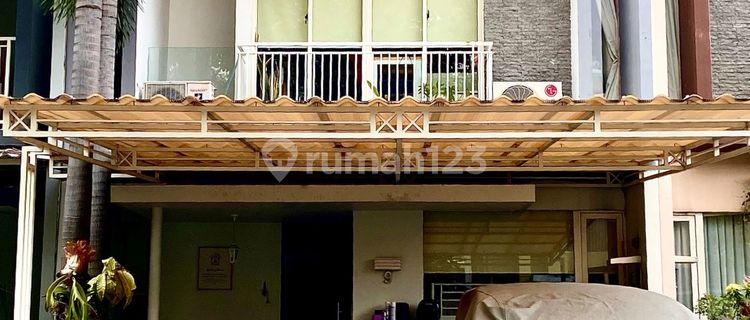 Rumah 2 1/2 Lantai Puri Botanical Resindence 1