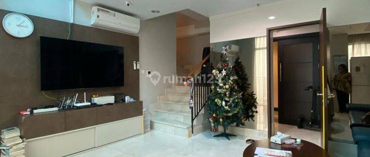 Apartemen Essence Darmawangsa 4 BR Furnished Murah Sangat  1