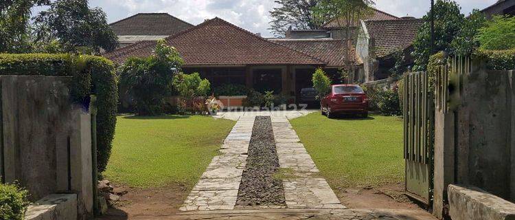 Surapati. Dijual Rumah Hitung Tanah Di Kawasan Strategis Kota Bandung 1