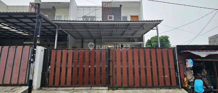 Dijual Rumah 2 Lantai Siap Huni Dekat Pondok Indah 1