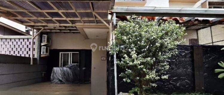 Rumah Cantik Dalam Townhouse Harga Menarik Di Jagakarsa 1