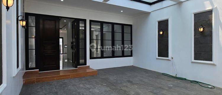 Rumah Brandnew American Classic Di Komplek Kesehatan Bintaro Jakarta Selatan 1