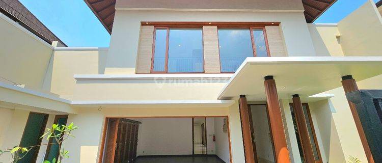 Di Jual Rumah Bagus Area Cipete Jakarta Selatan baru renovasi

 1