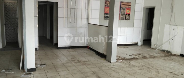Rental of Former Bank Business Space, Lubang Buaya 1