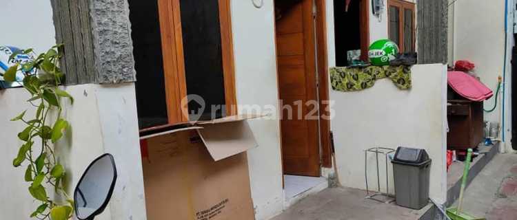 For Sale, Very Strategic Rental House and Boarding House in South Jakarta 1