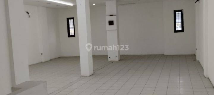 Disewakan Ruko Gandeng Cocok Jadi Kantor Dan Usaha Lainya Posisi di Pinggir Jalan Besar Kalimalang Bekasi 1