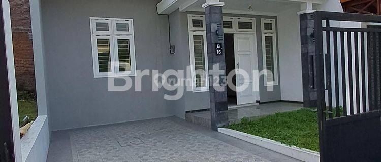 Rumah Model Minimalis Di Blimbing Permai Malang 1