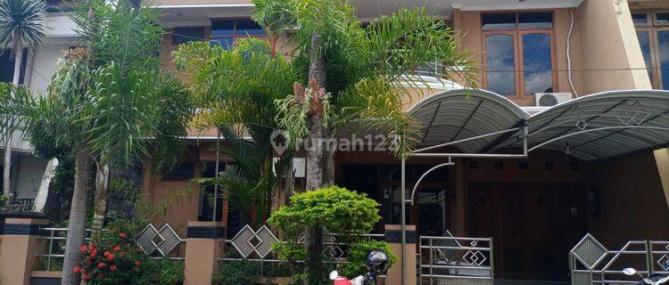 Rumah Cantik 2 Lantai Dalam Perumahan Elit Dekat UGM 1