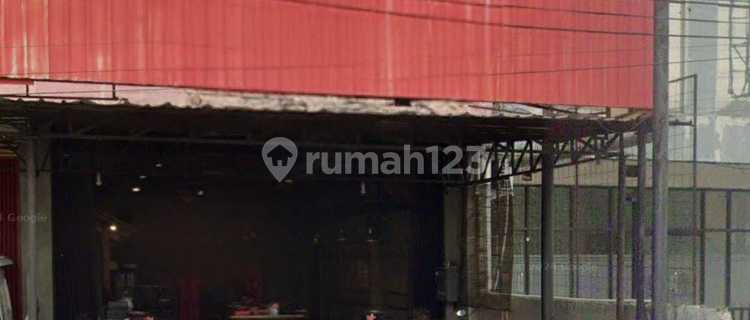 Affordable 2-Story Shop House in Strategic Location with Main Road Access, Mlati Sleman 1