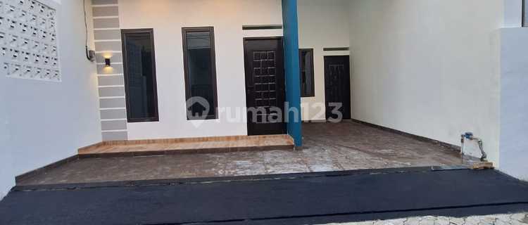 Dijual Rumah Siap Huni Dekat Stasiun Dan Summarecon Tytian Kencana Bekasi Utara 1