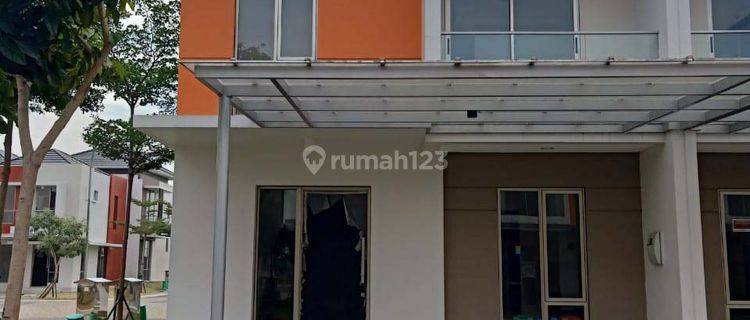 Disewakan Rumah 2 Lantai, 6x10m Hoek Dekat CBD PIK 2 1