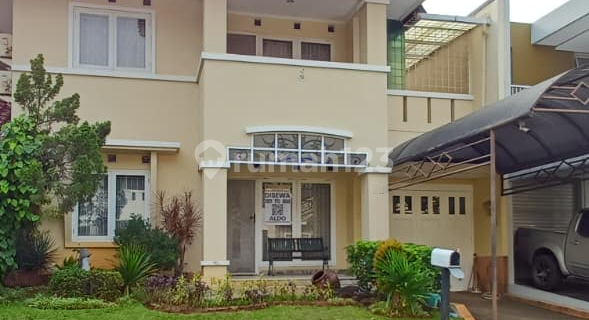 Rumah Besar 4KT Semi furnished di Taman Giri Loka 1