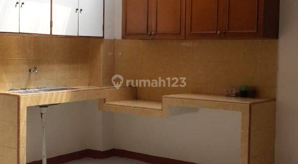 Dijual Cepat Rumah Bagus, Rapih, GreenVille ,Jakarta Barat 1