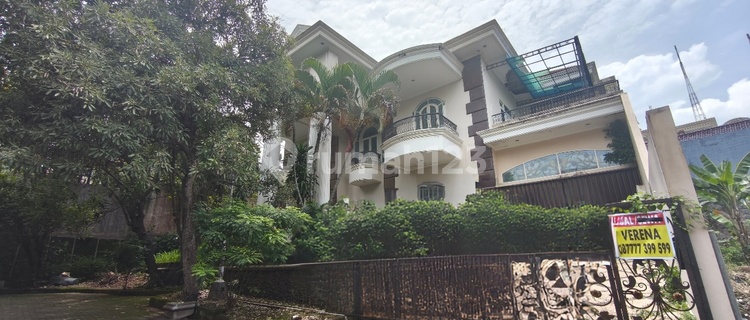 Rumah Jual di Bukit Sari, Semarang 1