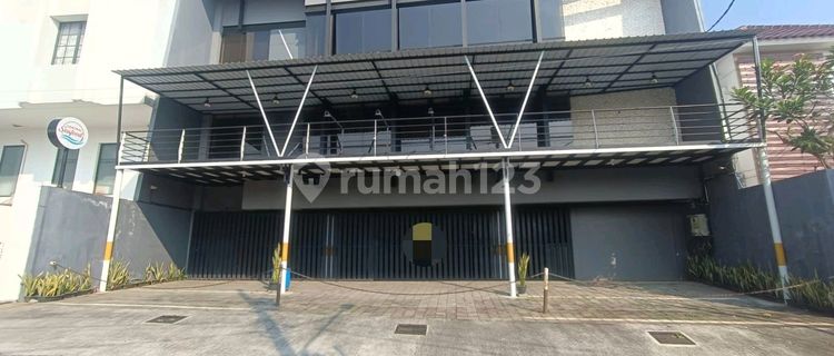 Ruang Usaha Jual 4 Lantai di Gajahmungkur, Semarang 1