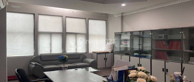 Dijual ruko daerah petojo dan suryopranoto jakarta pusat jalan besar ukuran 4x18 1